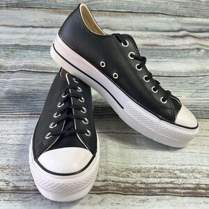 CONVERSE Black & White Platform Sneakers Women's  Size 10
